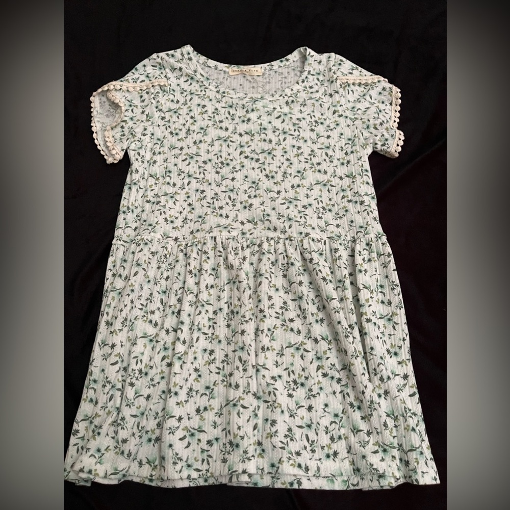 Women’s top new with tags
